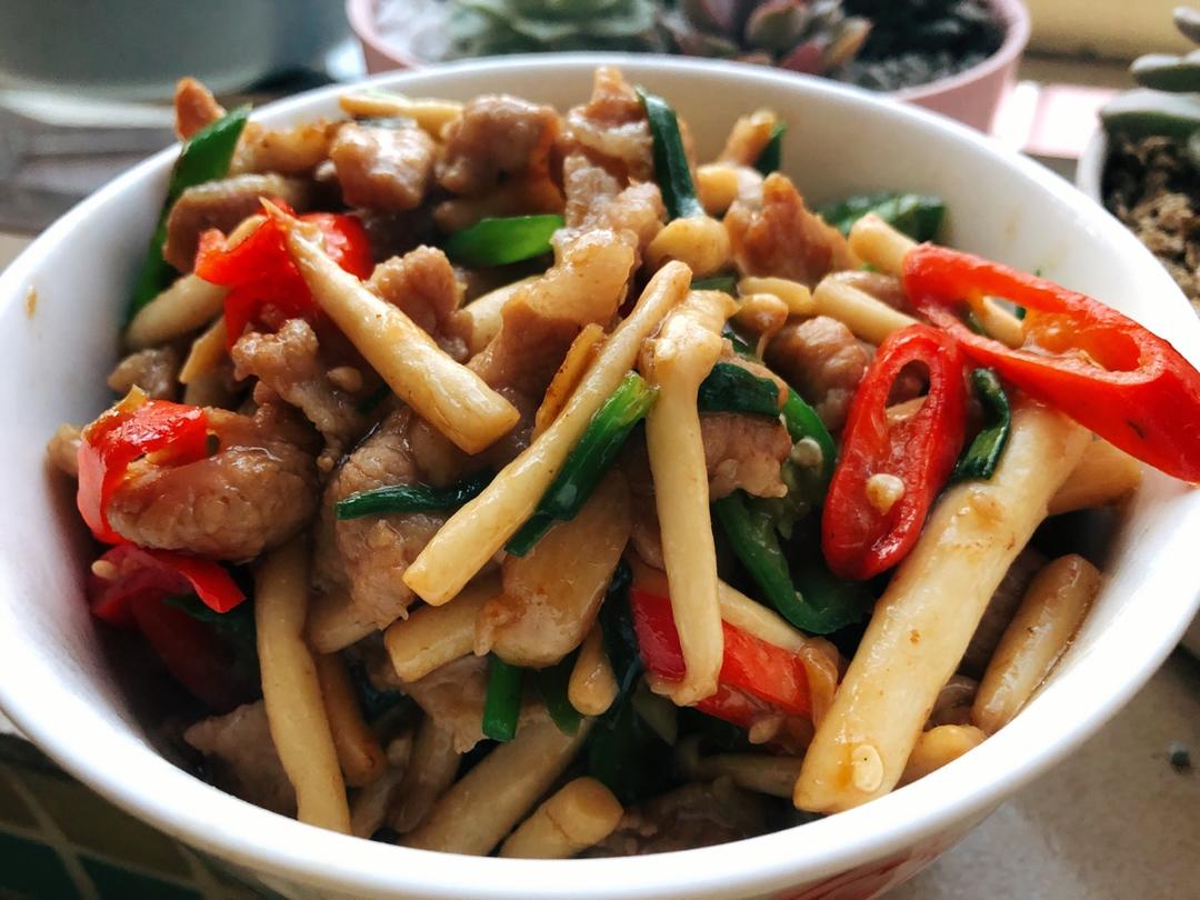茶树菇炒肉