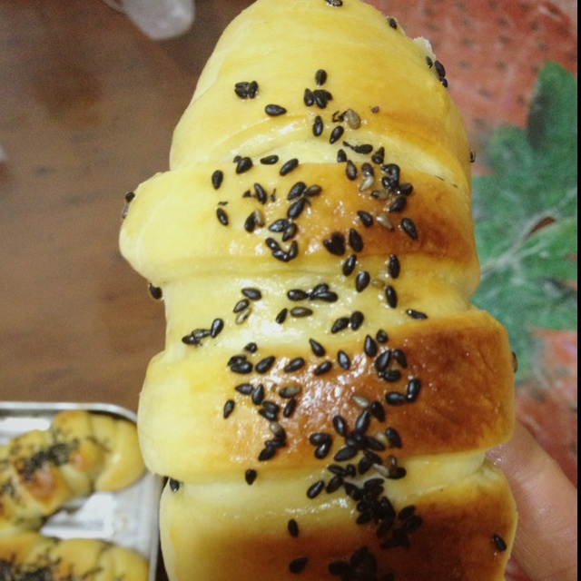 毛毛虫肉松面包