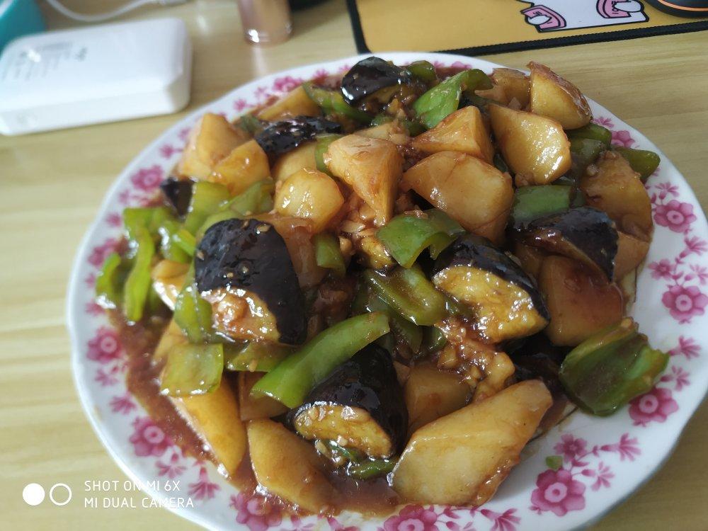 超级下饭的地三鲜