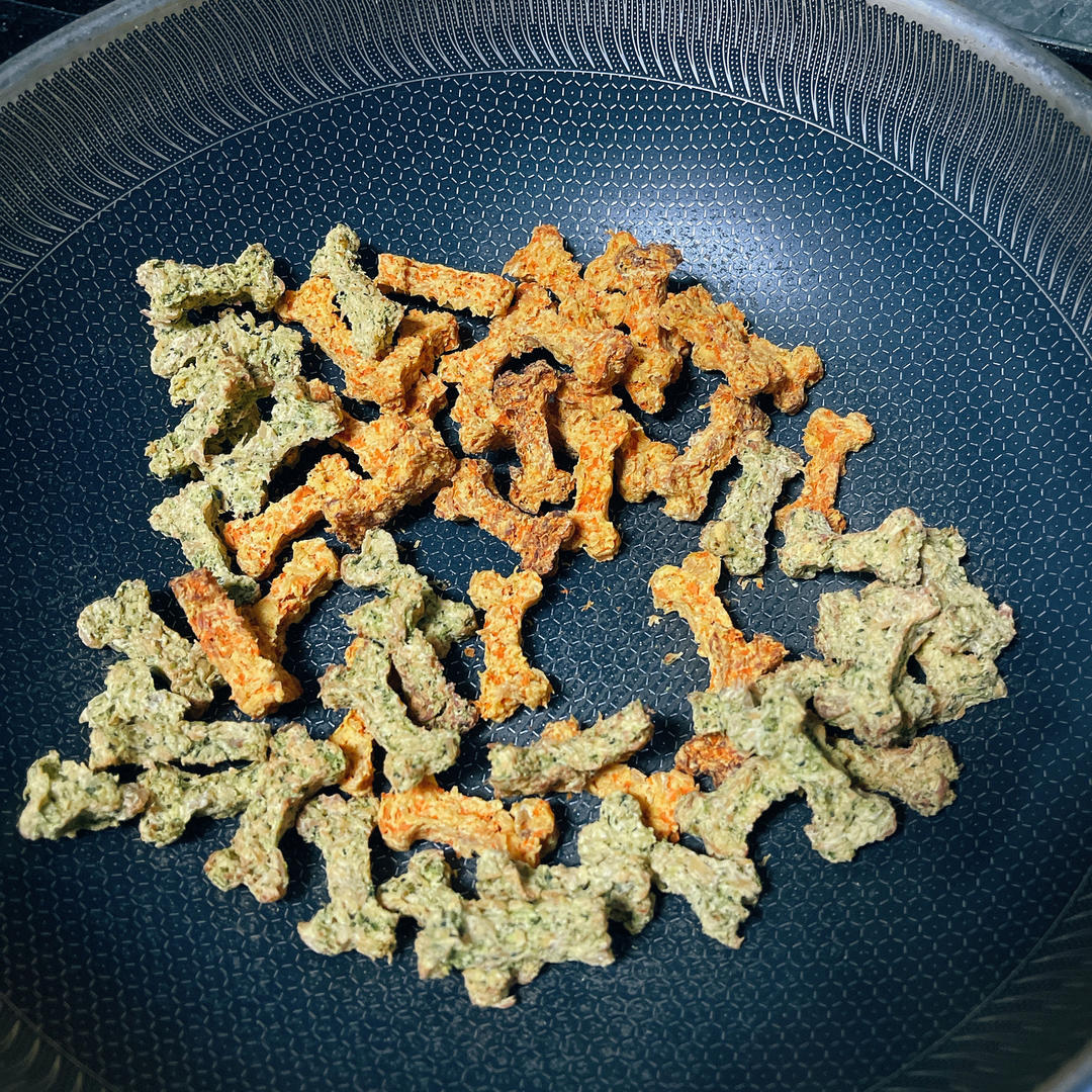 狗狗零食鸡胸肉红萝卜南瓜