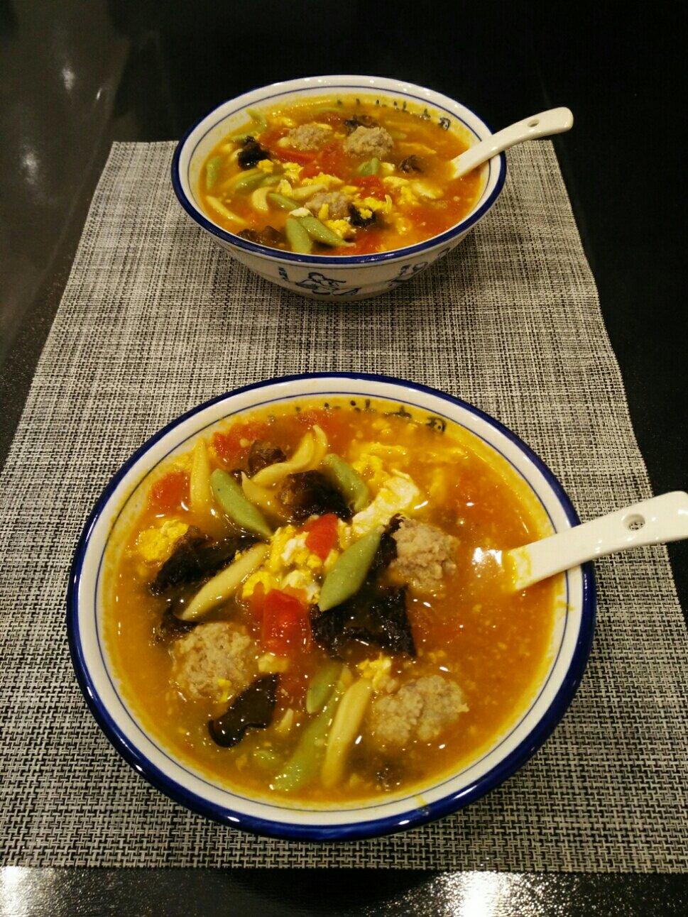 堂妈小厨——菠菜汁剪刀面
