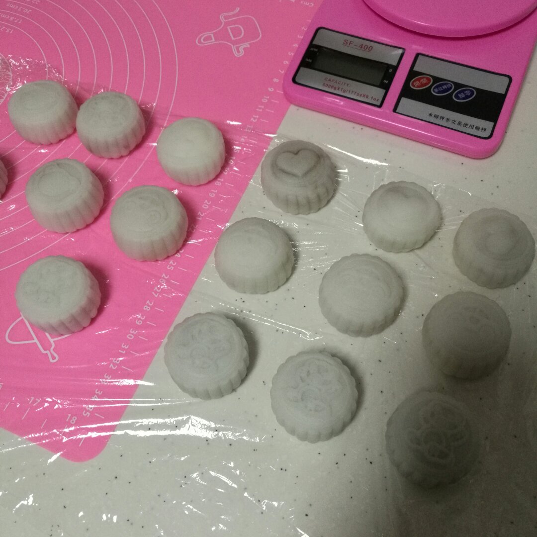 冰皮粉版冰皮月饼