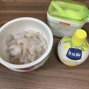 KETO DIET | 咖喱虾仁花菜饭的做法 步骤2