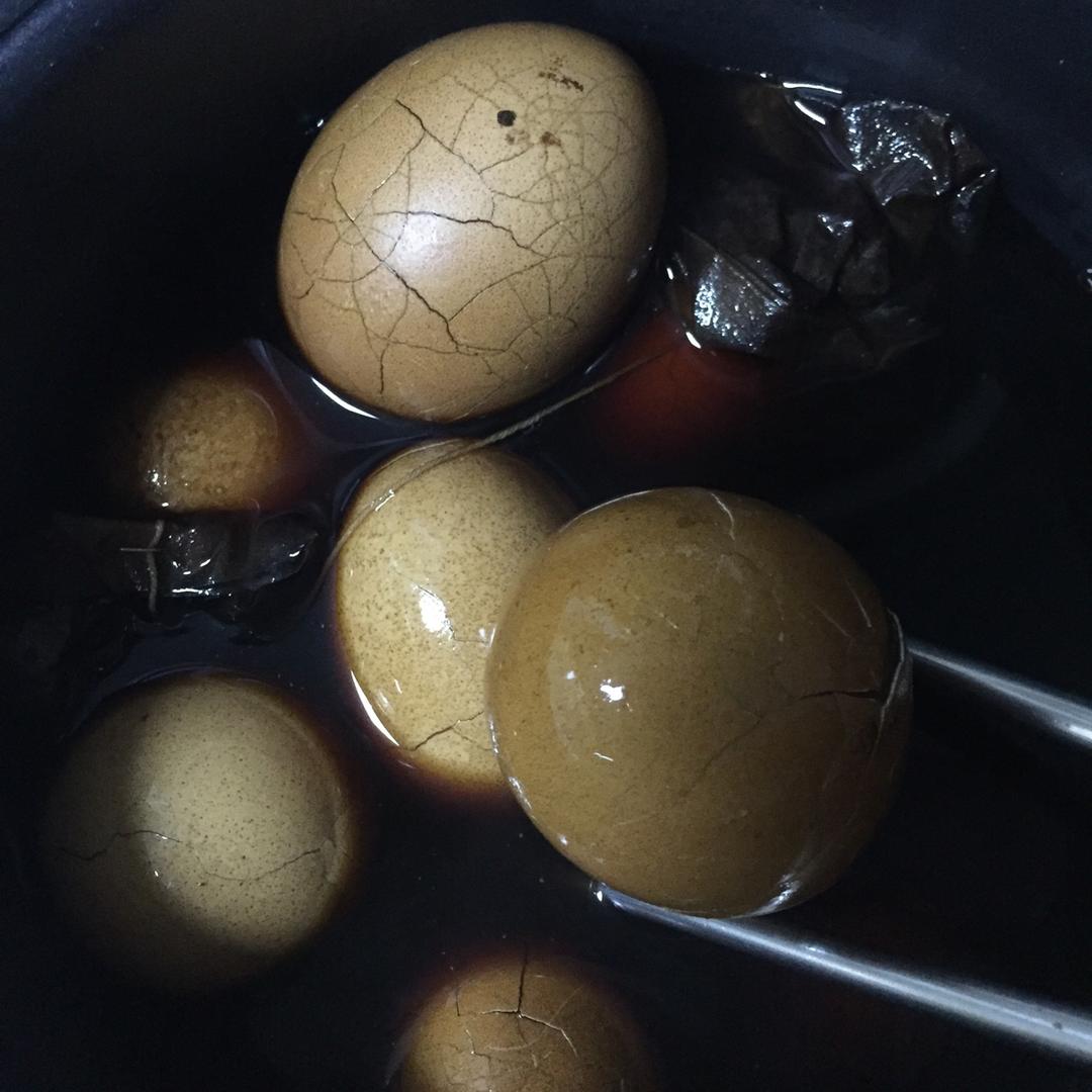 电饭煲煮五香茶叶蛋