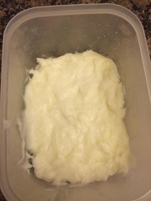 椰蓉牛奶小方糕的做法 步骤4