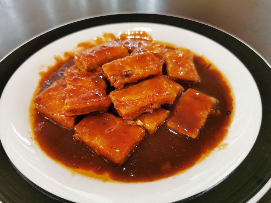 外酥里嫩【烧汁豆腐】吸饱汤汁