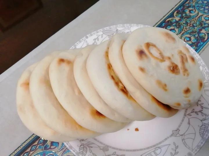 肉夹馍，白吉馍