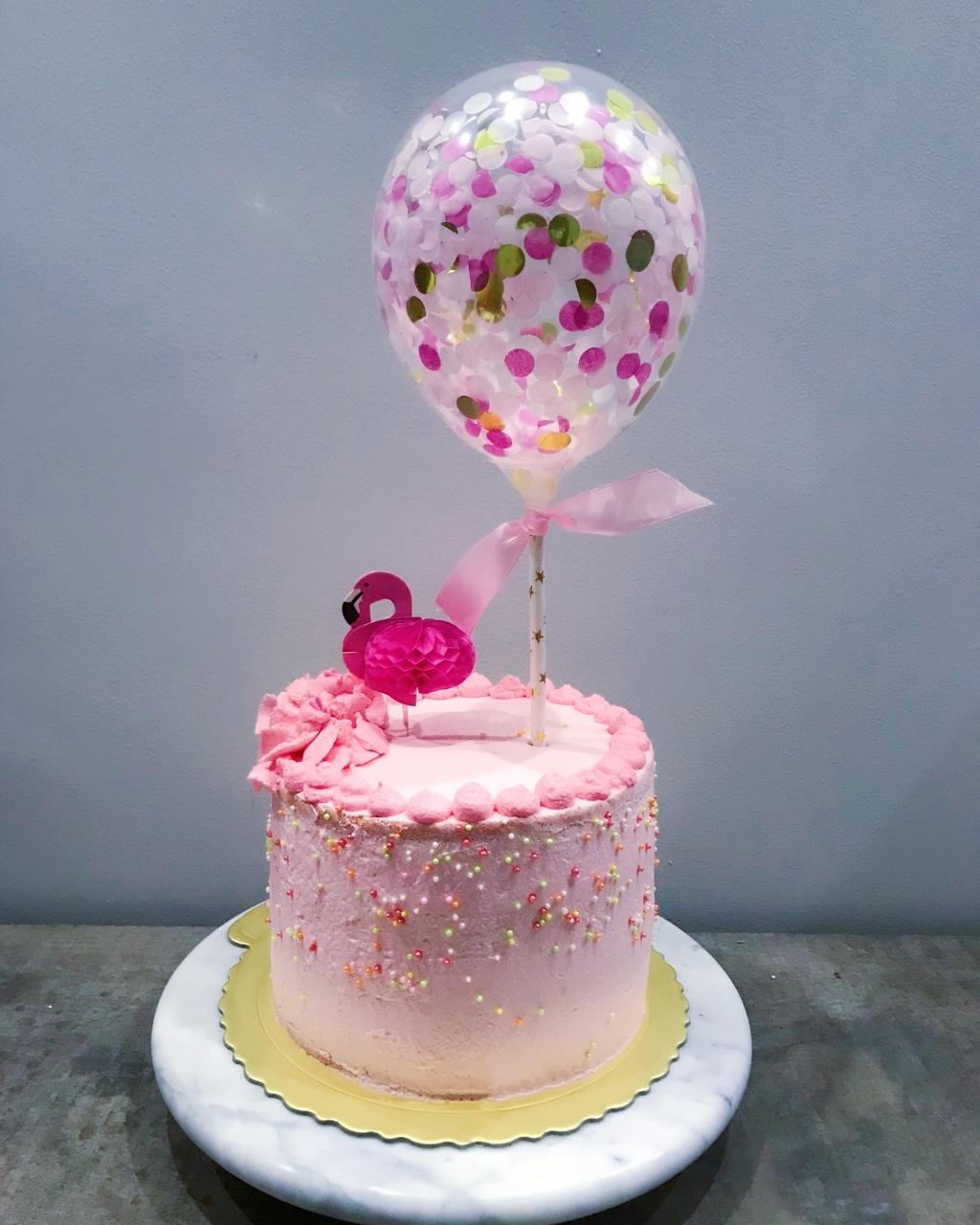 姜小瑾做的气球蛋糕