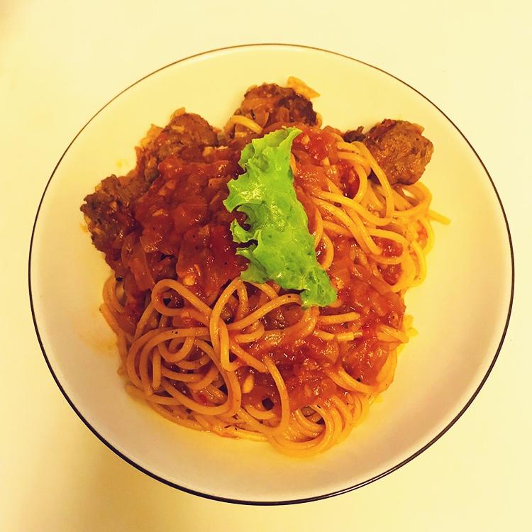 红酱肉丸意大利面