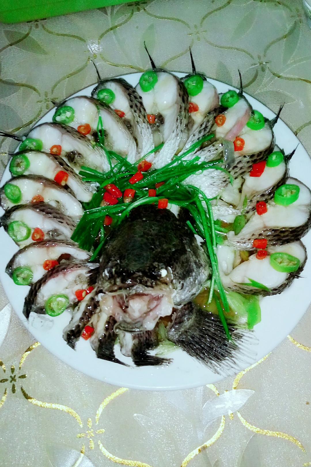 傲雪红梅love做的孔雀开屏清蒸武昌鱼