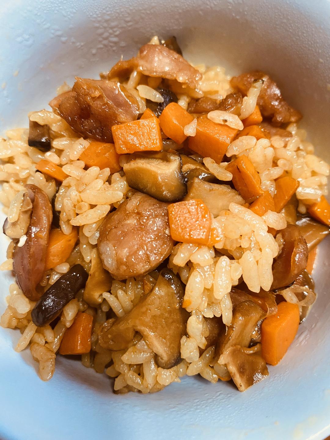 电饭锅版煲仔饭的做法