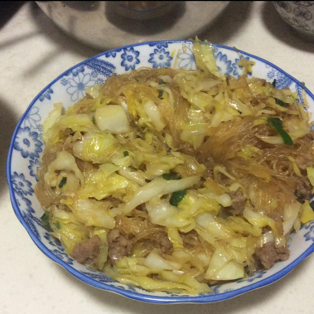 卷心菜炒粉丝 Glass noodles with Cabbage