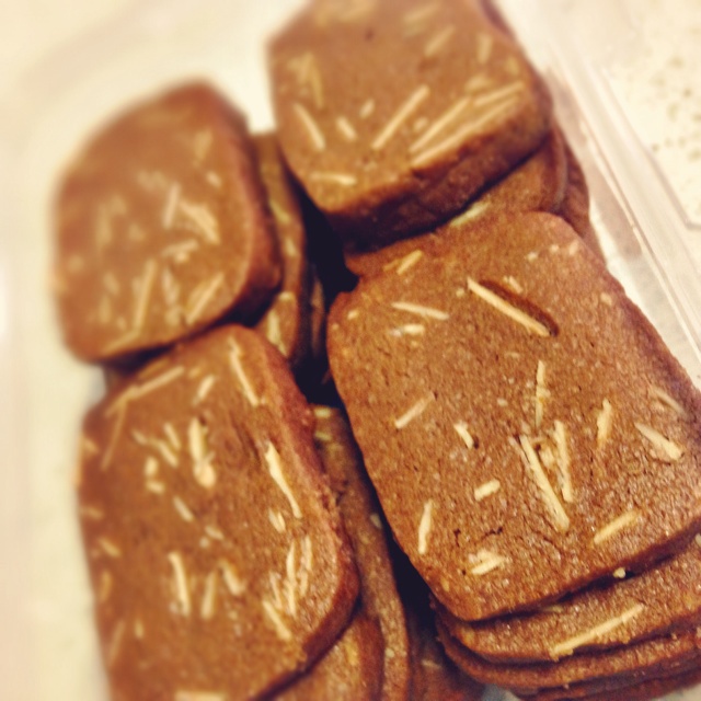 杏仁片巧克力饼干