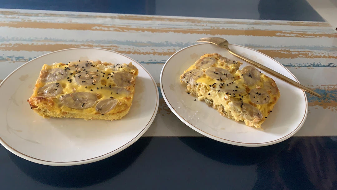 烤蛋奶燕麦香蕉