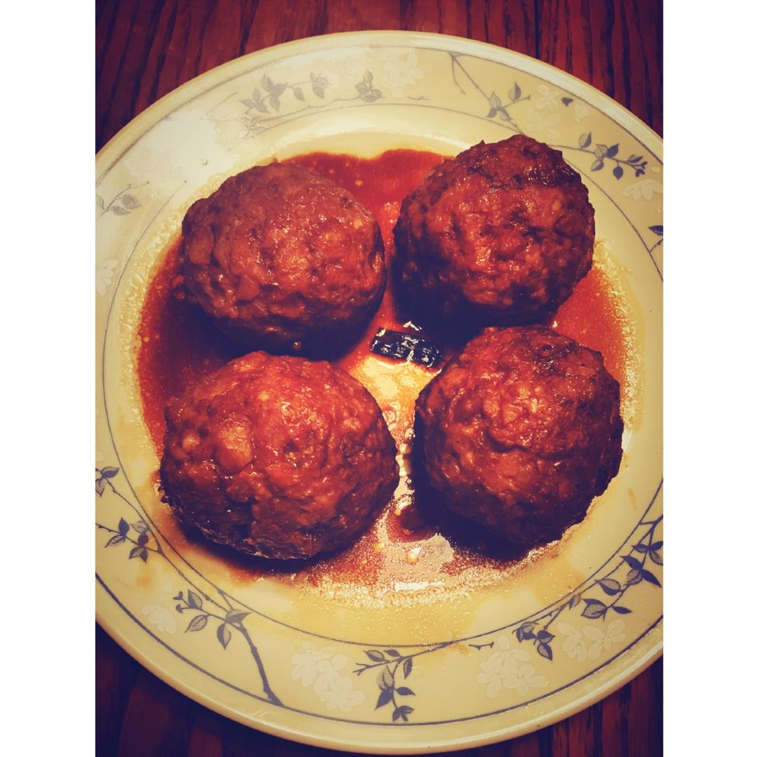 四喜丸子/红烧狮子头 Chinese Meatballs
