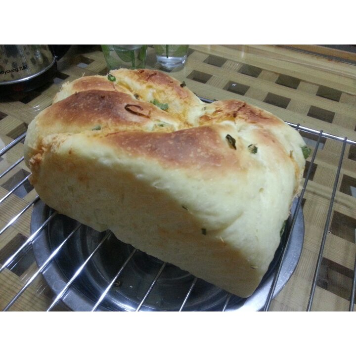 香葱肉松手撕吐司