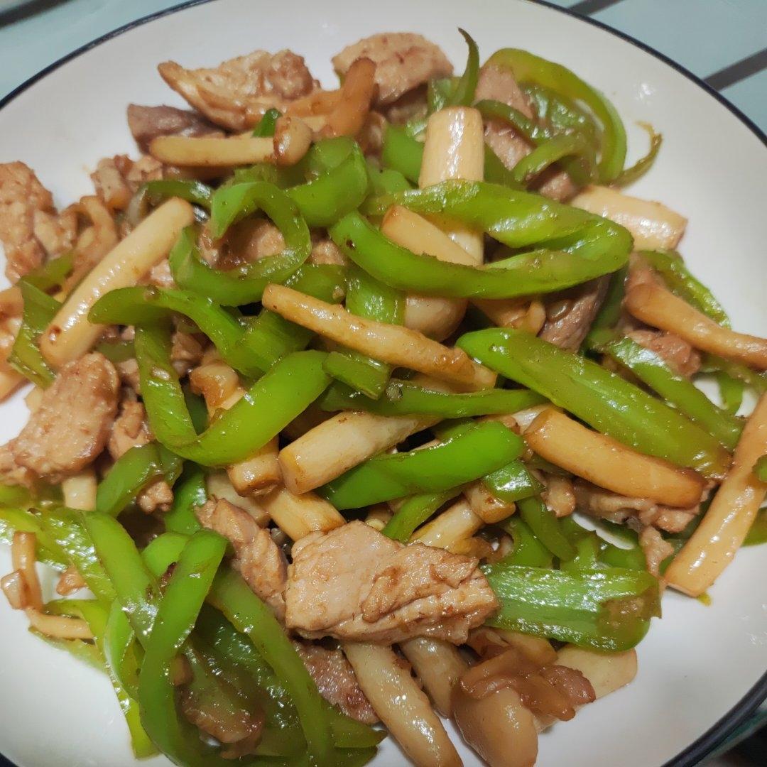 光盘神器海鲜菇炒青椒