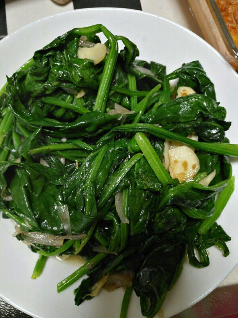 清炒菠菜