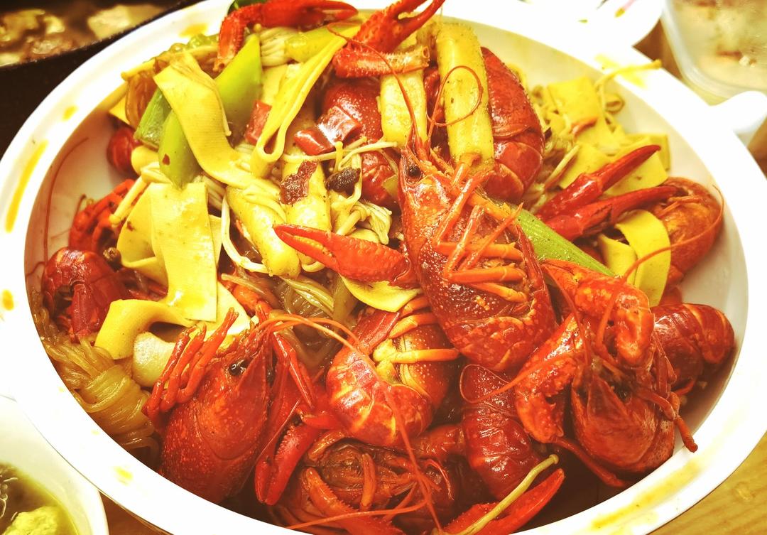 麻辣小龙虾