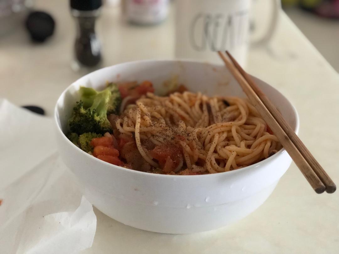 番茄肉酱意大利面