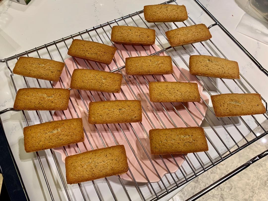 蓝莓红茶费南雪