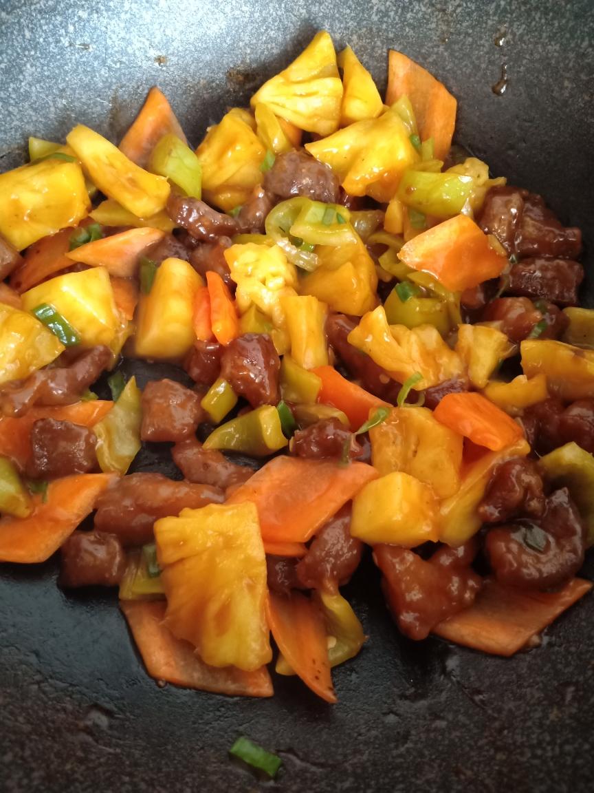 菠萝咕咾肉