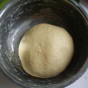 奶香拉丝小面包的做法 步骤2