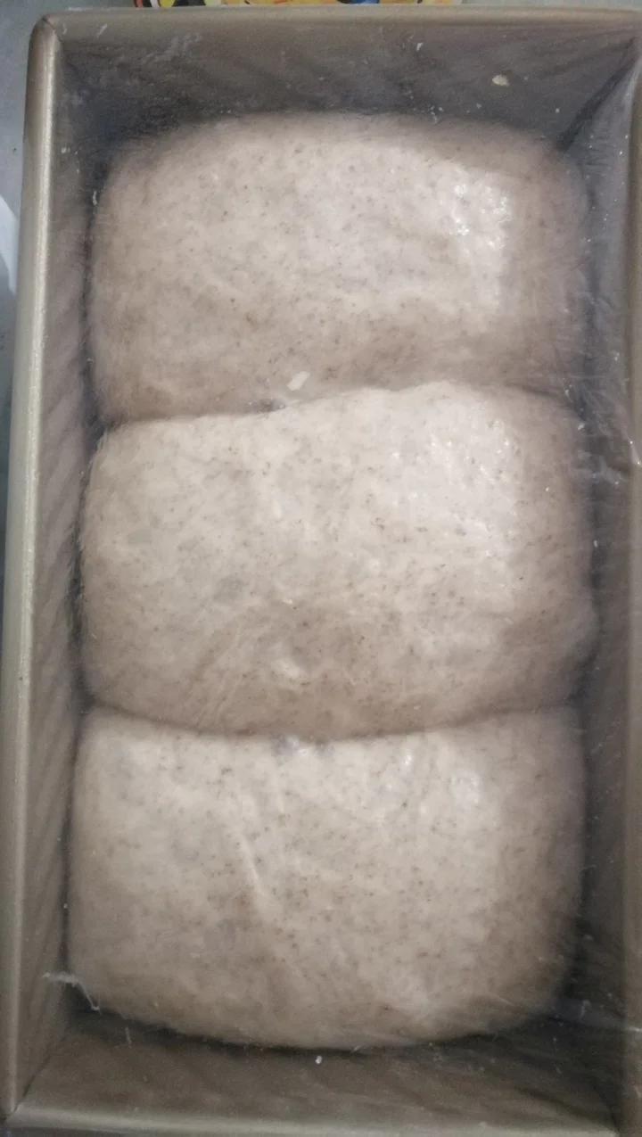 波兰种(Poolish种）全麦吐司