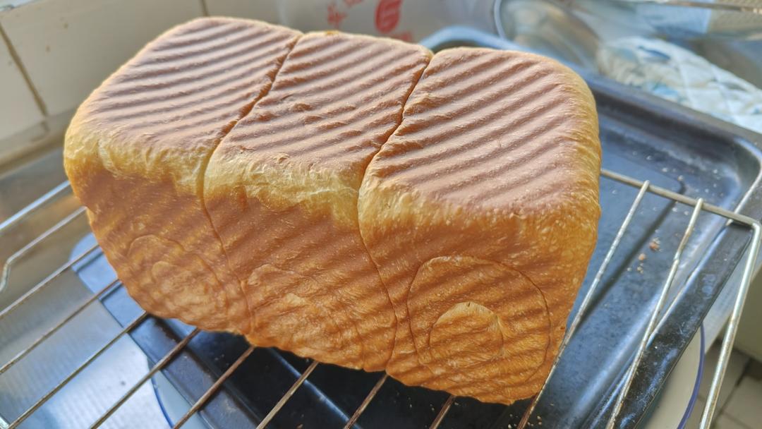 比中种还柔软的香醇面包——酸奶奶酪吐司（二奶吐司）