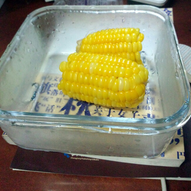 清煮甜玉米