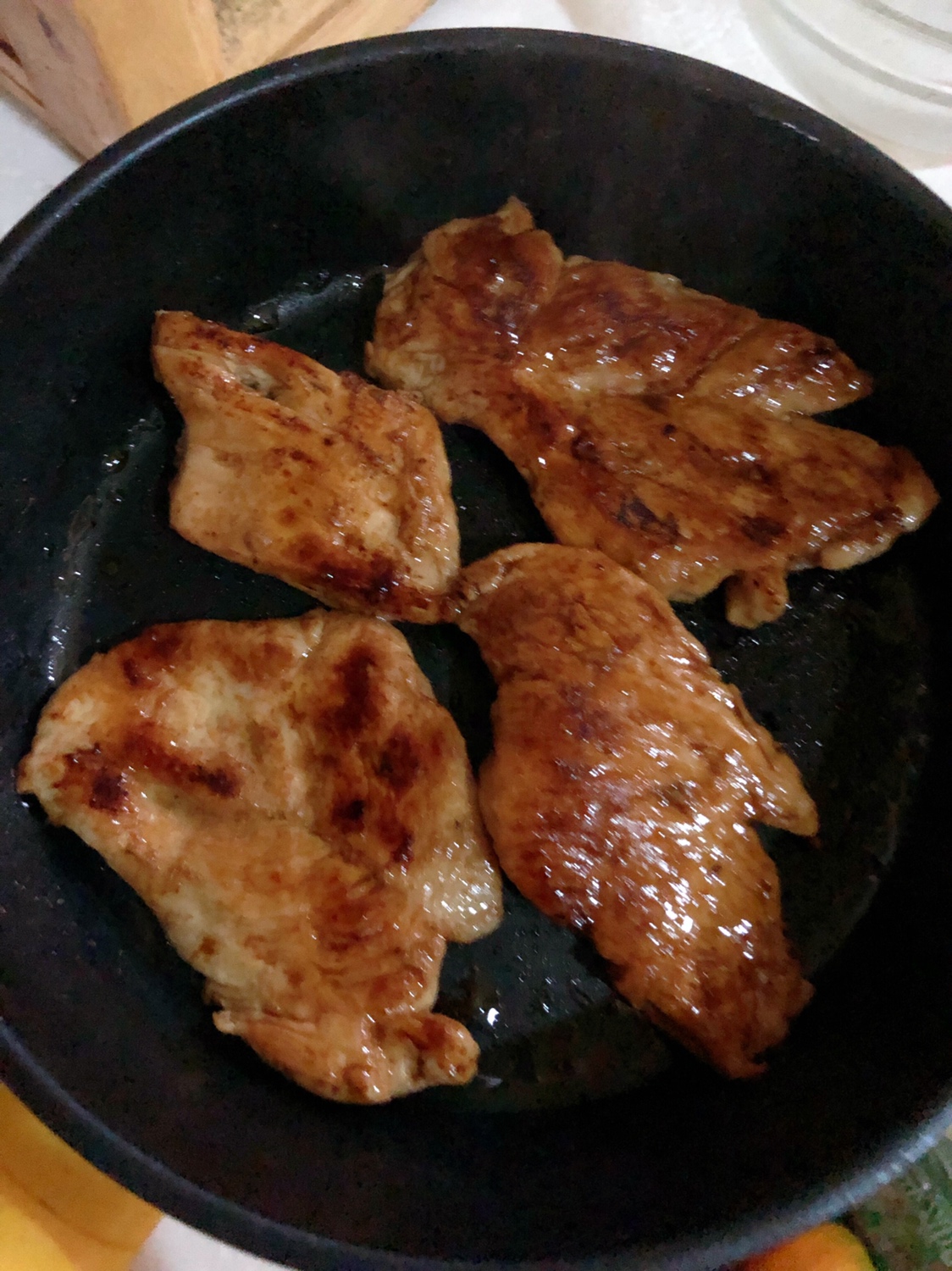 嫩香煎鸡胸肉（超简单减肥瘦身餐）的做法 步骤7