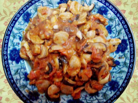 蘑菇炒肉丸