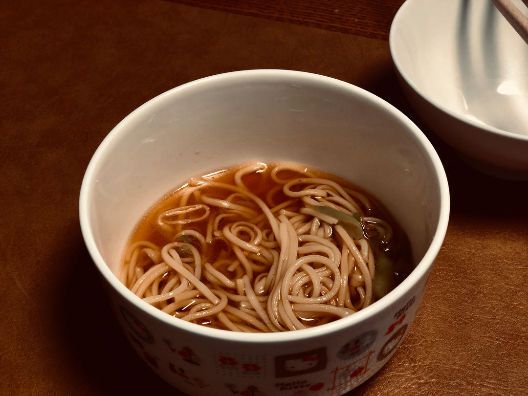 清汤挂面-香而不腻，方便快捷