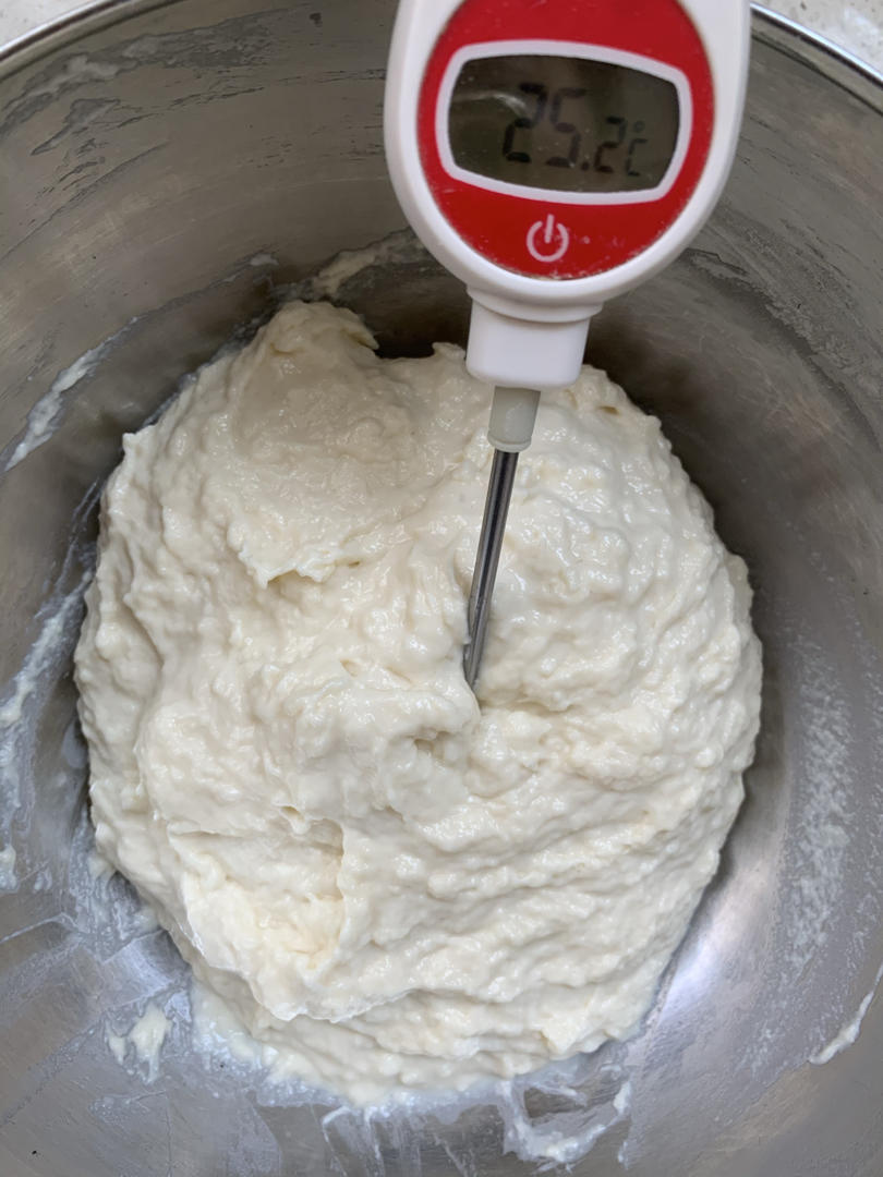 鲜奶液种超熟吐司
