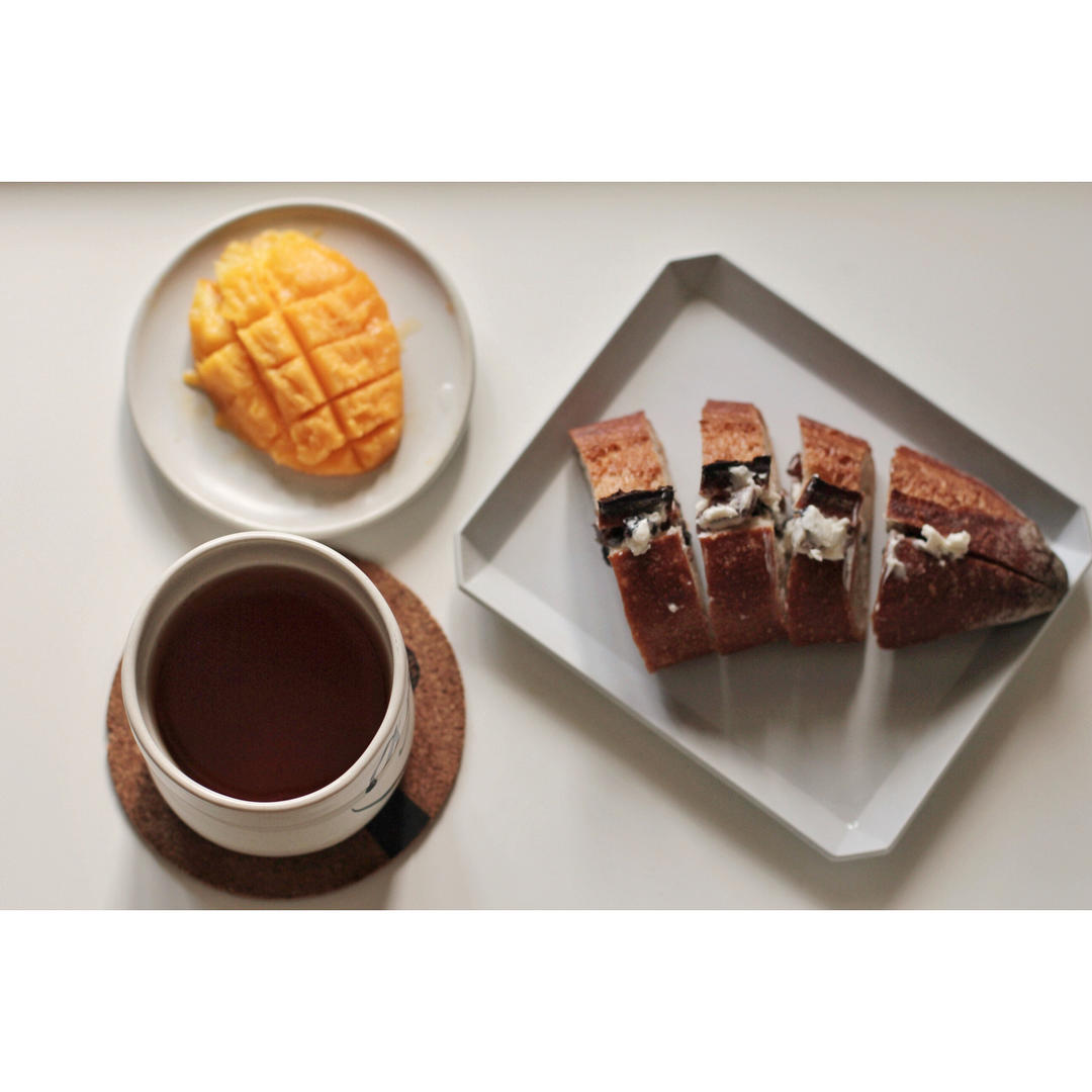 Ｄａｉｌｙ Ｂｒｅａｋｆａｓｔ