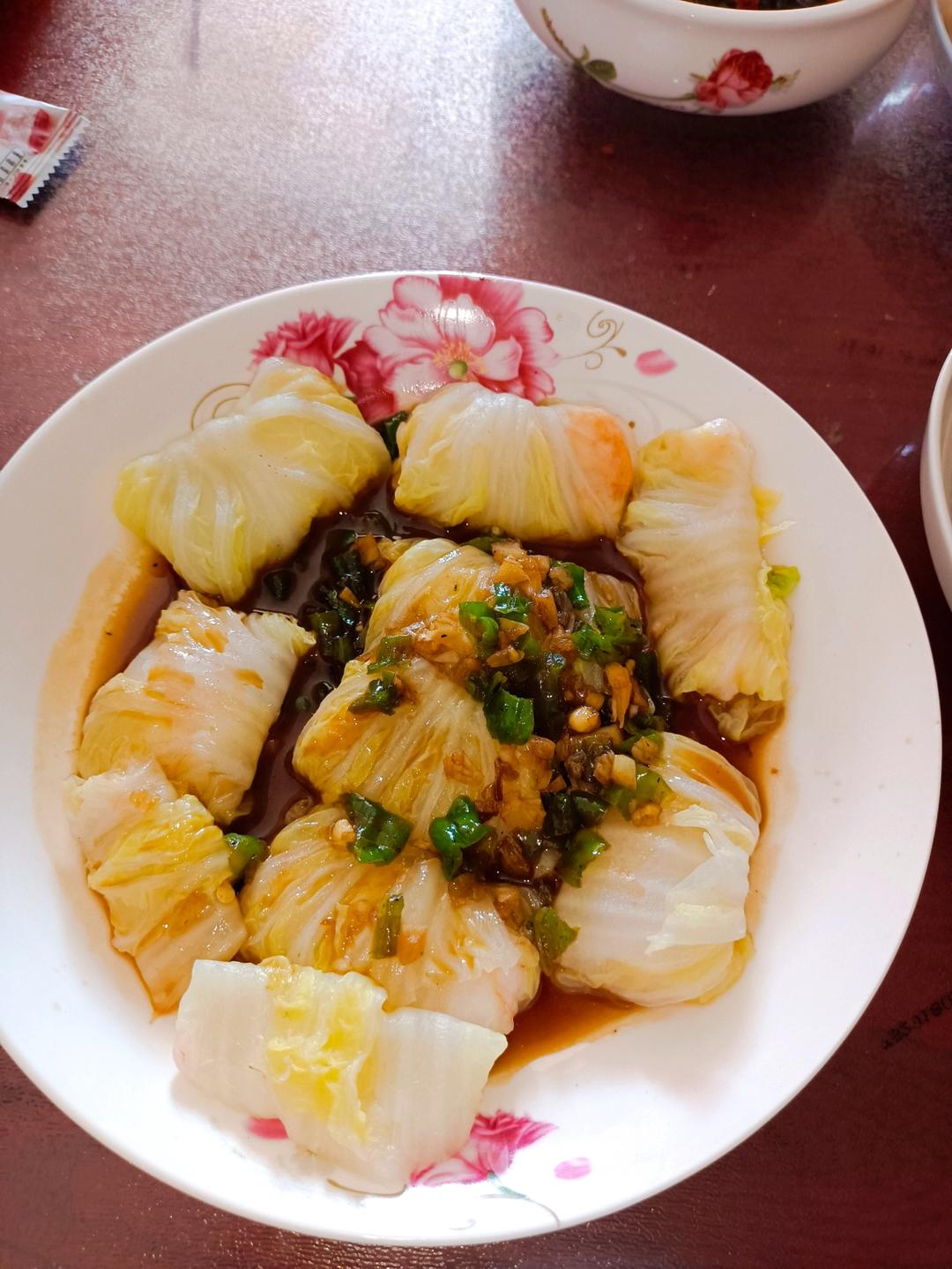 清淡却下饭的虾滑白菜卷，打赌你吃一次就忘不了！