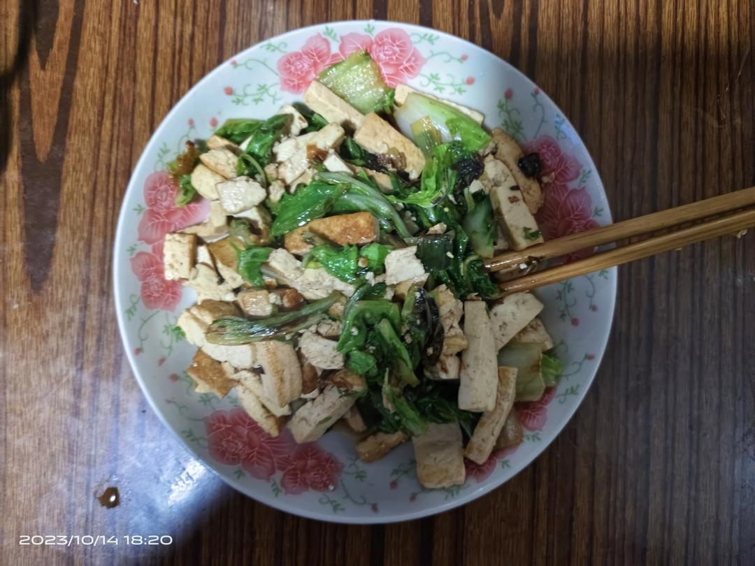白菜炒豆腐（名字虽简单，但实在太好吃）
