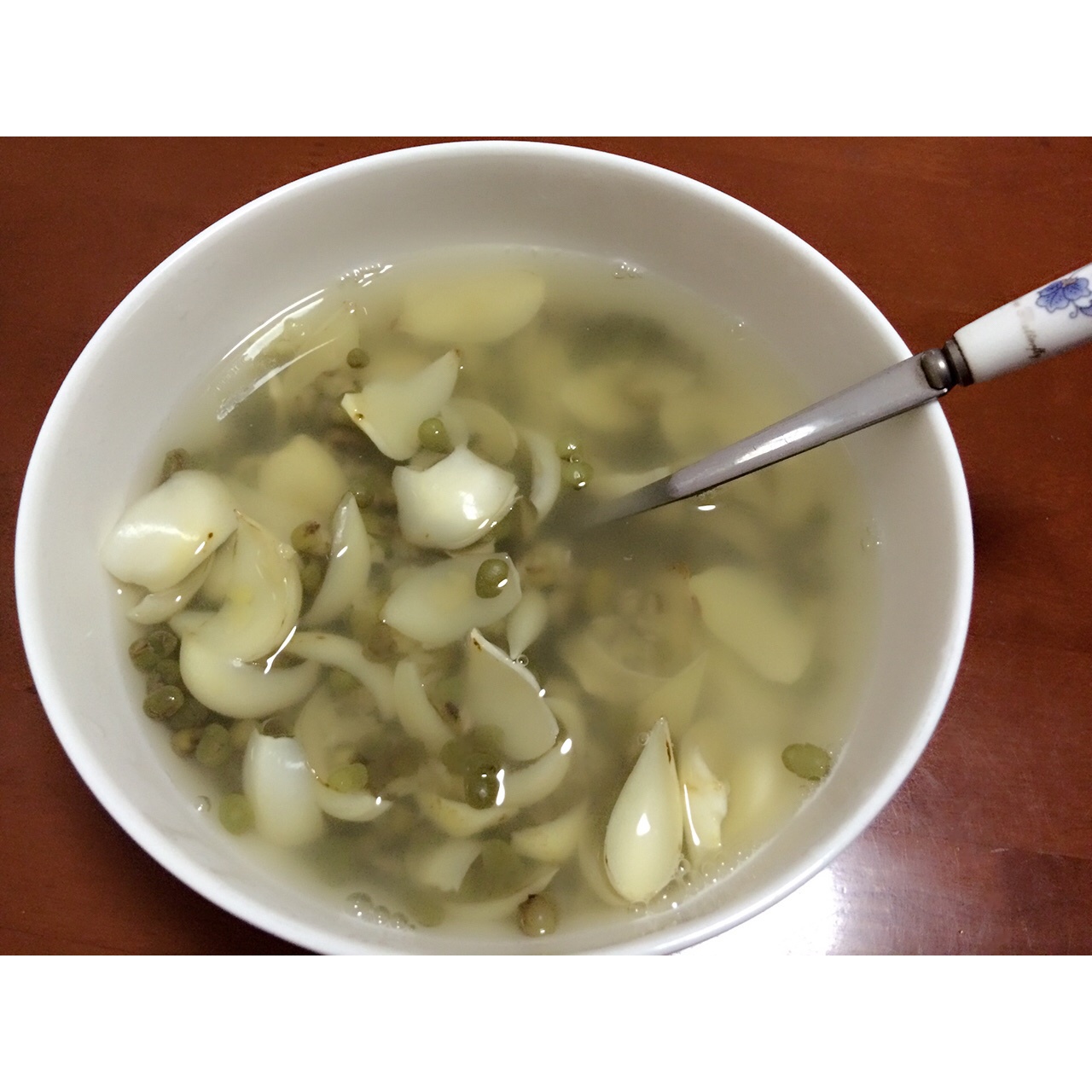 百合绿豆汤