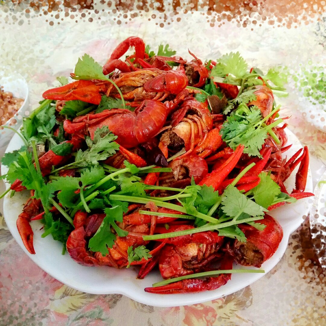 十三香龙虾