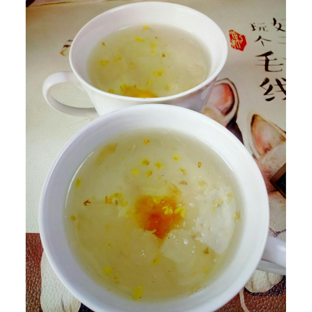 桃胶皂角米炖雪燕