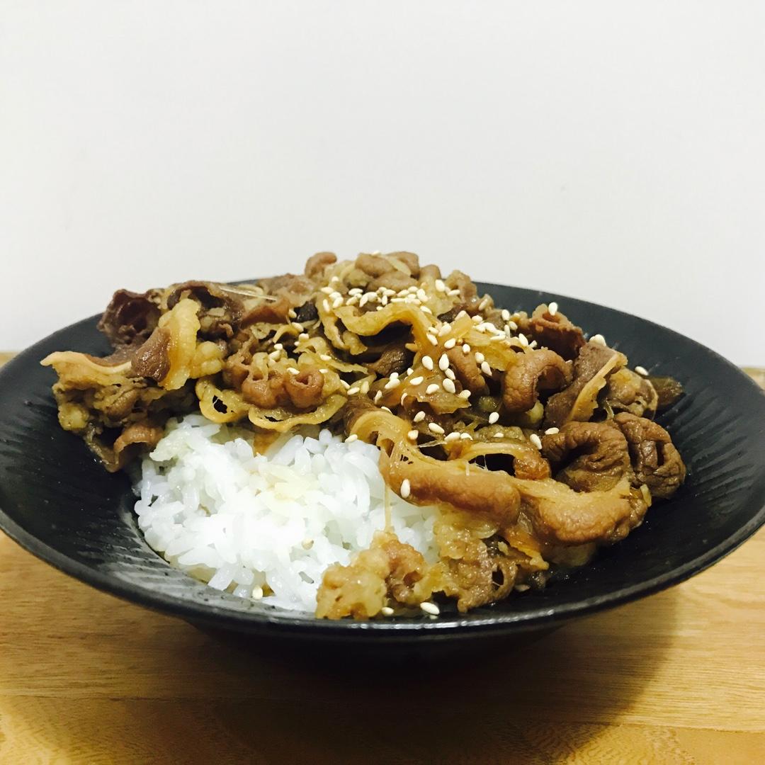 吉野家牛肉饭（牛丼）