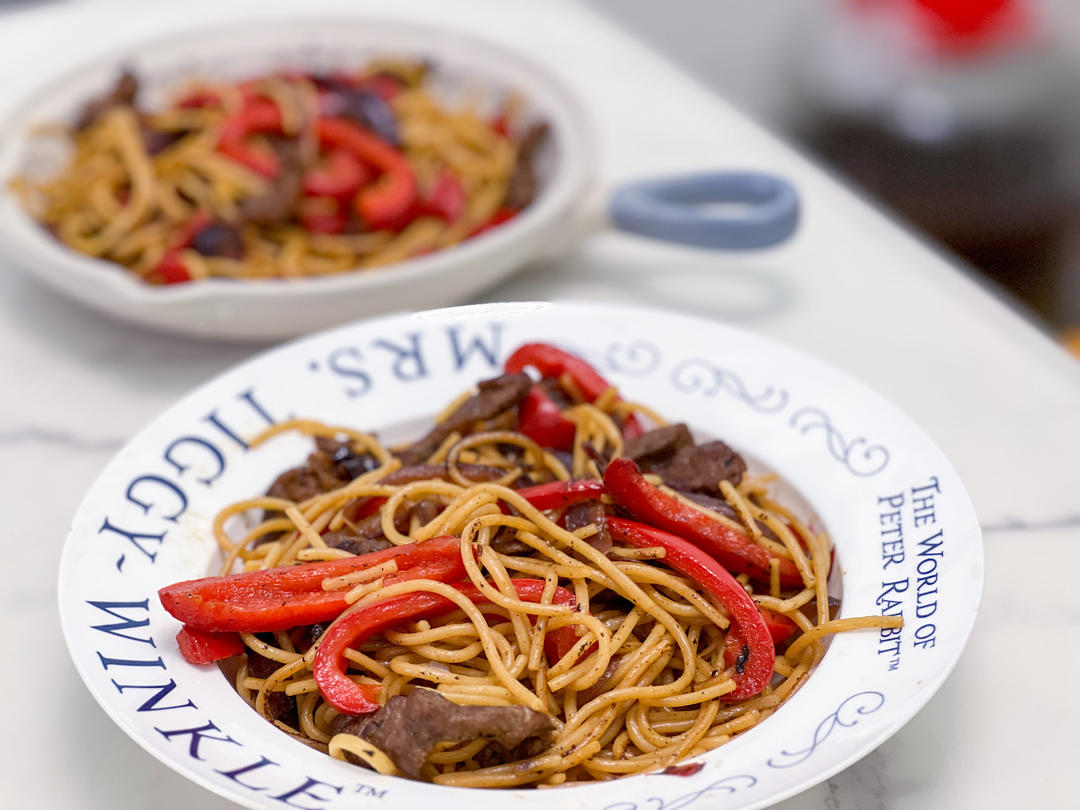 鸡丝意面+太太乐鲜鸡汁芝麻香油