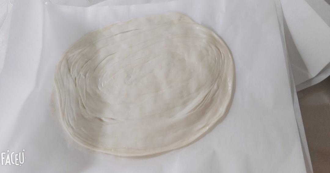 【手抓饼】做手抓饼的3个窍门，酥松又柔韧！