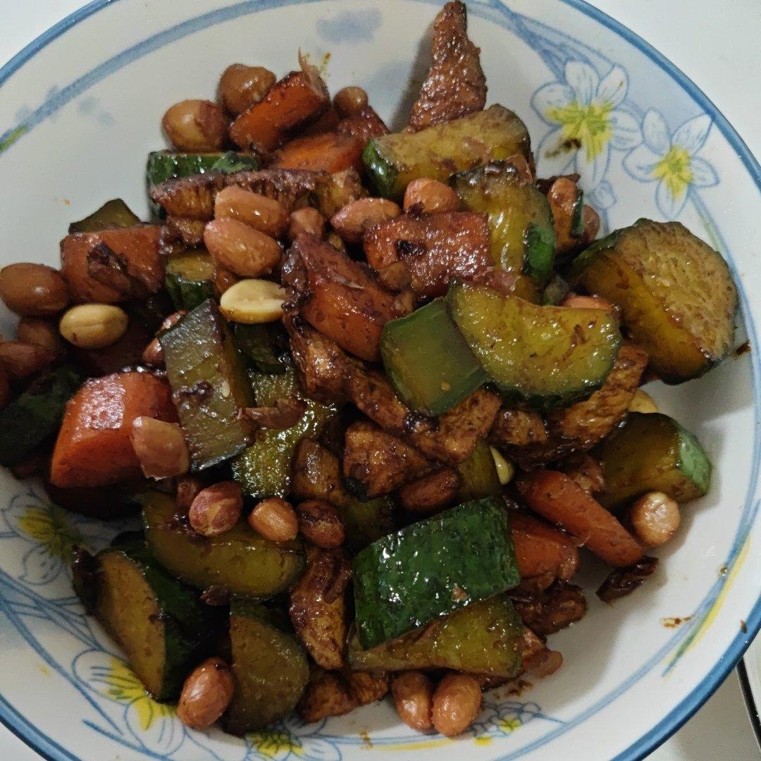 今日菜谱：宫保鸡丁