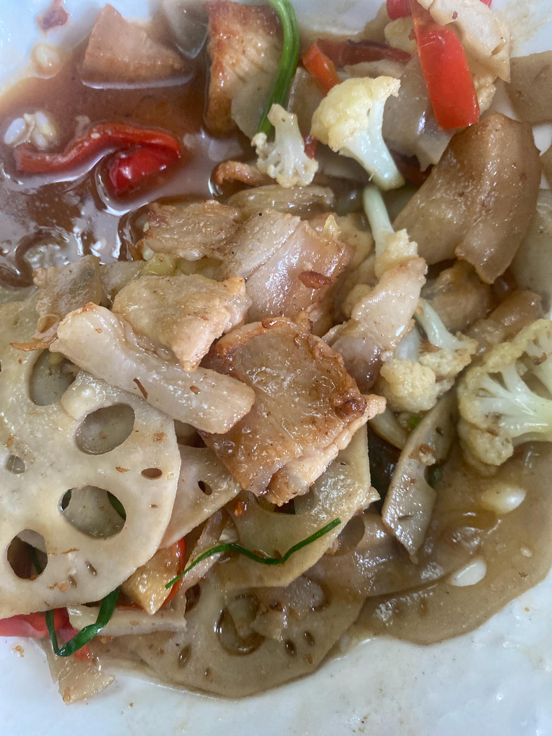 五花肉炒藕片