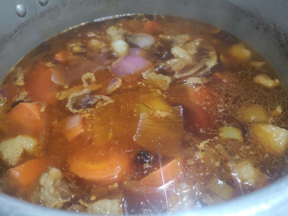 番茄土豆炖牛腩