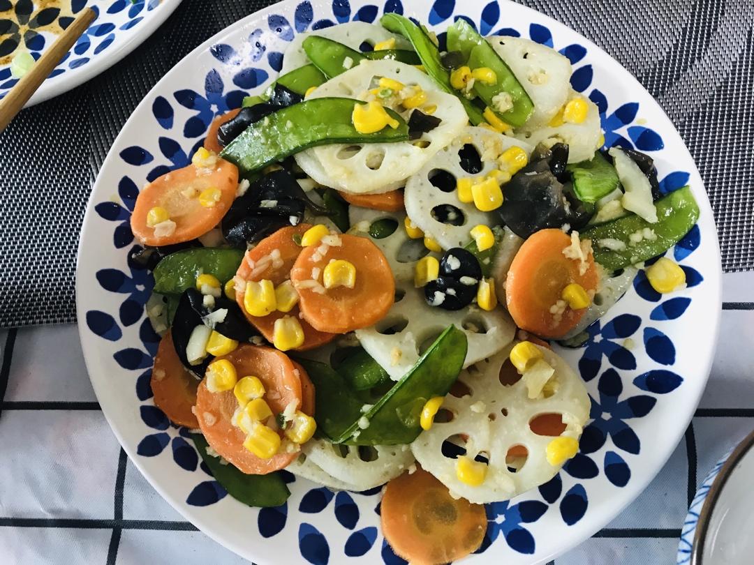 素菜也可以这么美—荷塘小炒