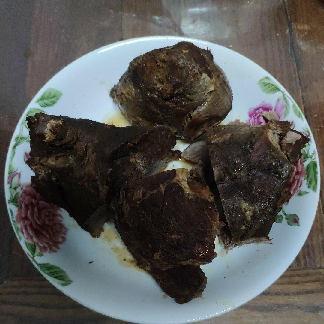 只爱酱牛肉