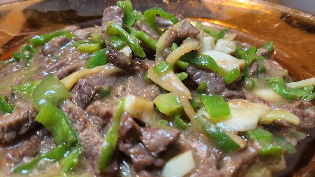 好吃到邻居敲门蹭饭的芹菜炒牛肉！