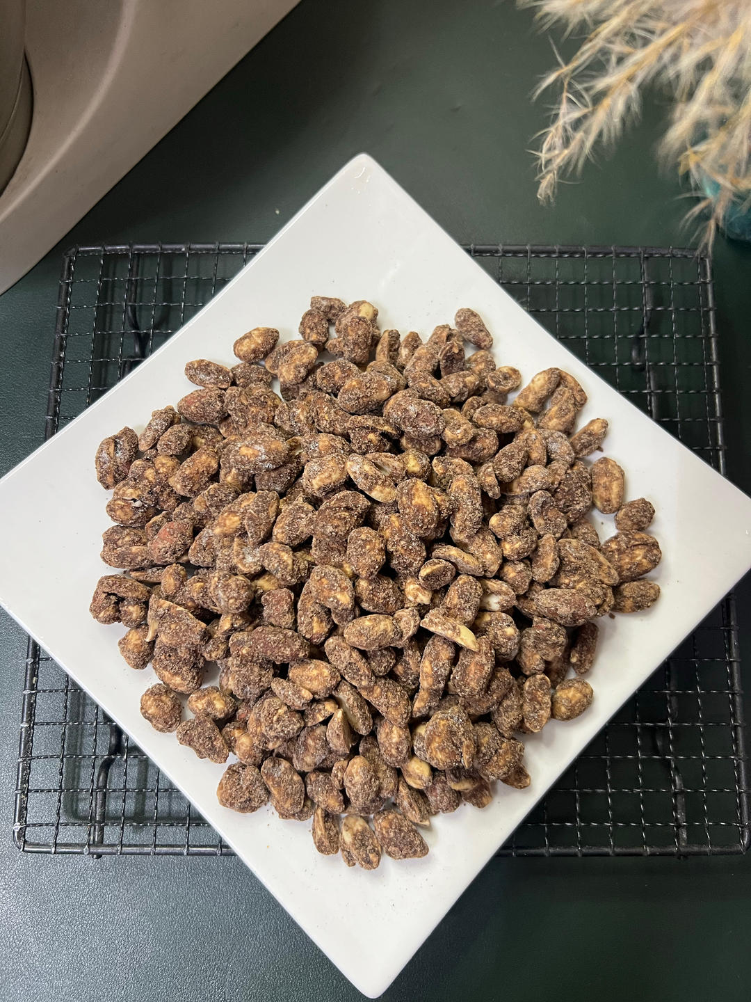 摩卡味糖霜花生粘的做法